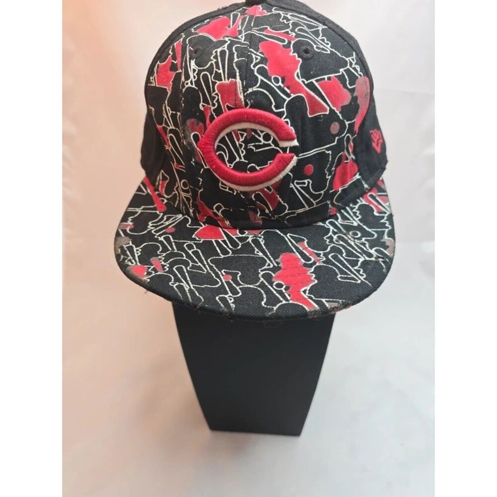 Chicago Cubs New Era 59FIFTY Fitted Hat 7 5/8 Graphic Print MLB